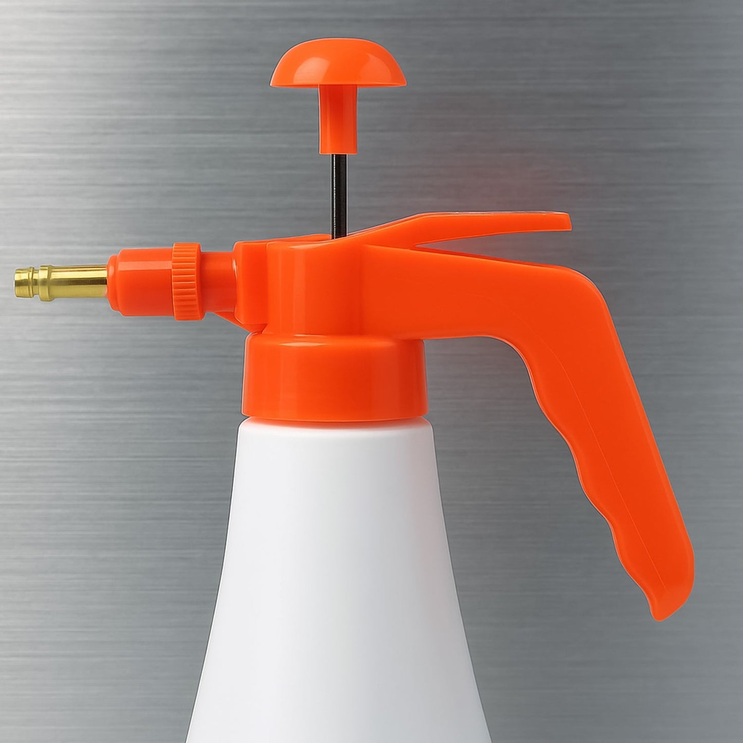 Handheld Pressure Water Sprayer Bottle (1 Ltr) Wukusy