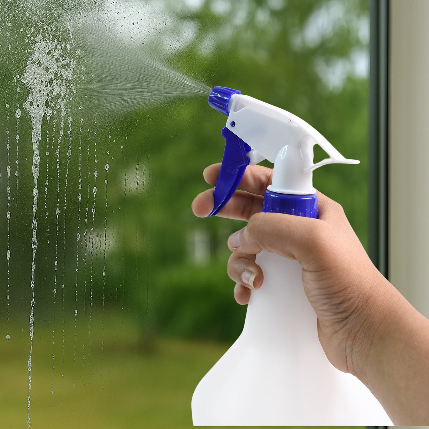 Multipurpose Plastic Trigger Spray Bottle (1 L) Wukusy