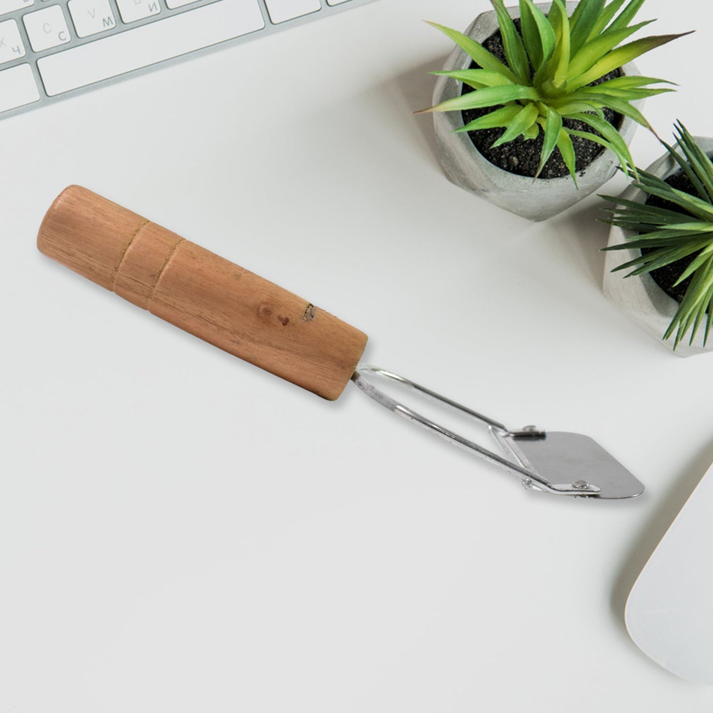 Wooden Handle Metal Vegetable Cutter Peeler Slicer (1 Pc) Wukusy