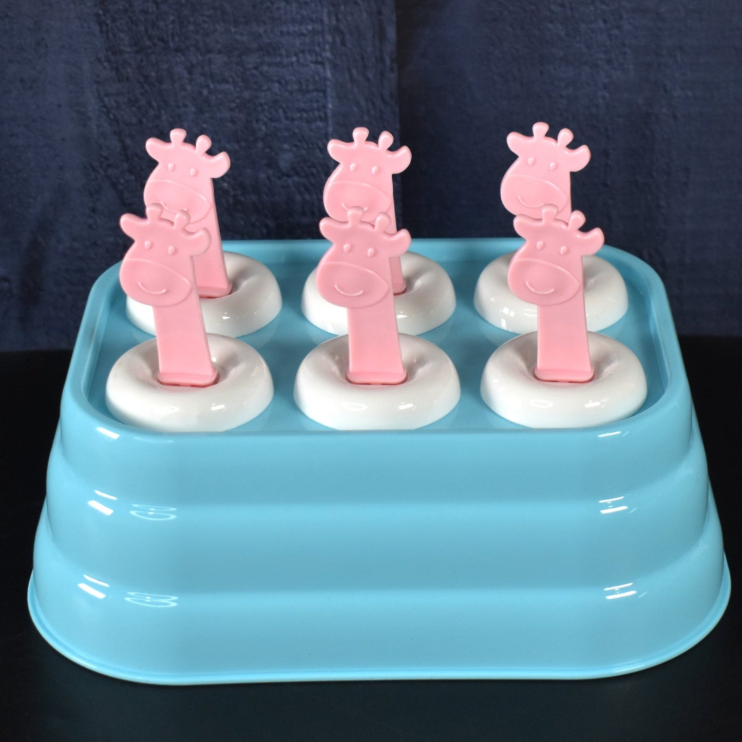 6 Cavity Popsicle Molds Plastic Giraffe Shape Ice Moulds (1 Pc) Wukusy