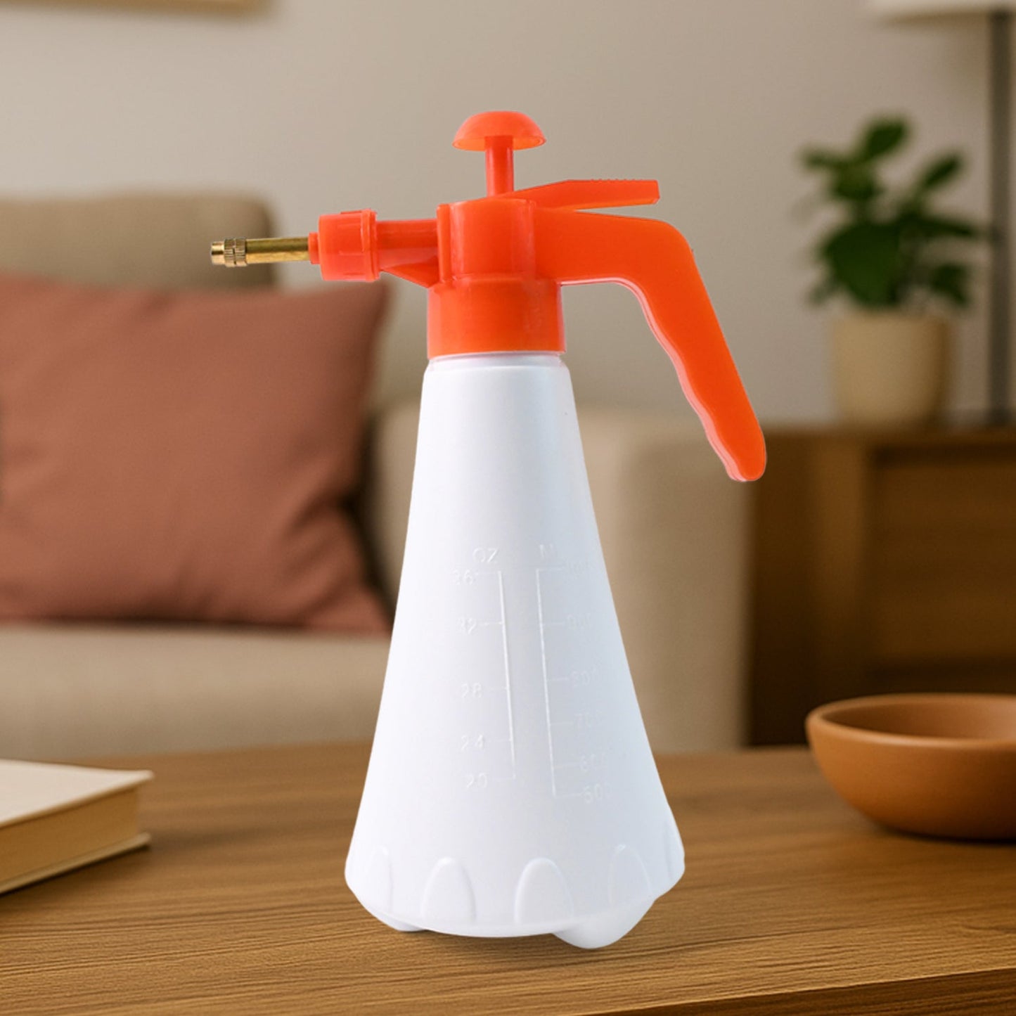 Handheld Pressure Water Sprayer Bottle (1 Ltr) Wukusy