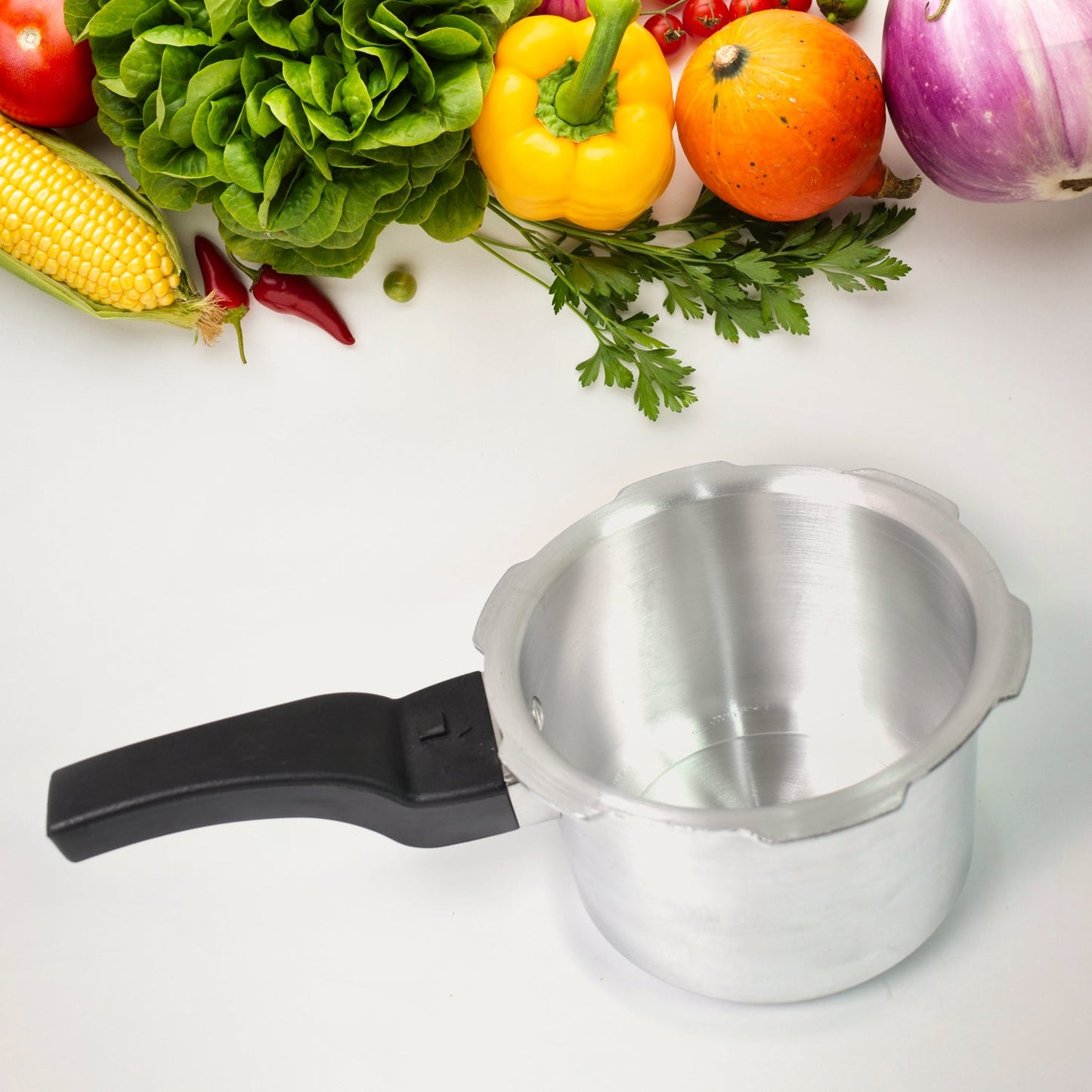 Aluminium Classic Goldex Pressure Cookers With Outer Lid (1.5 Litres) Wukusy