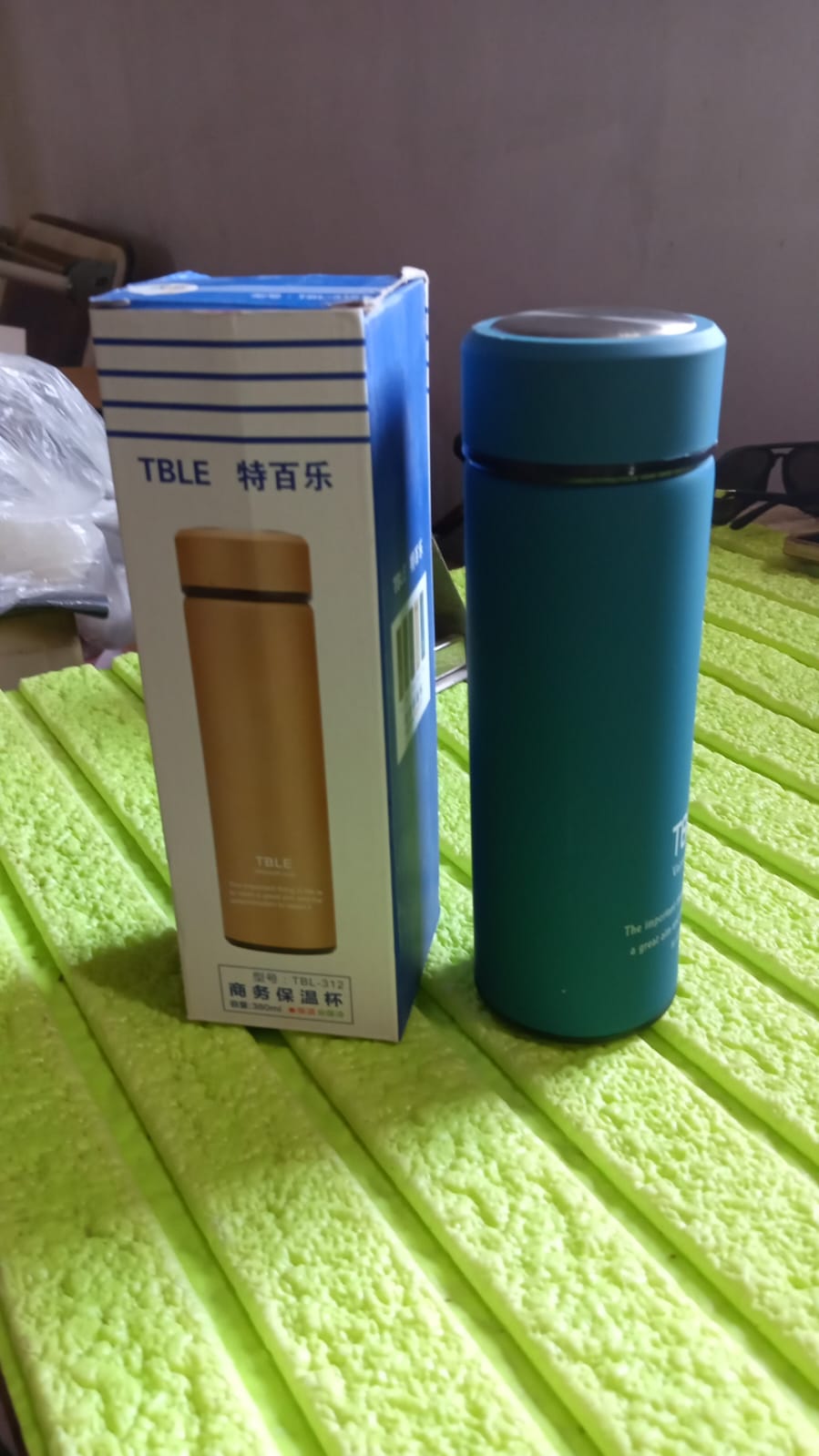 Unbreakable Stainless Steel Leak Proof Fridge Water Bottle Cold Hot Steel Bottle Leak Proof Office Bottle Gym Home Kitchen Hiking Trekking Travel Bottle (500 Ml) Wukusy