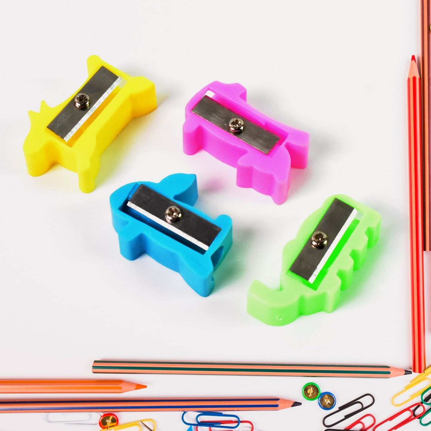 Plastic Small Cute Pencil Sharpener (1 Pc  Mix Design  Color) Wukusy
