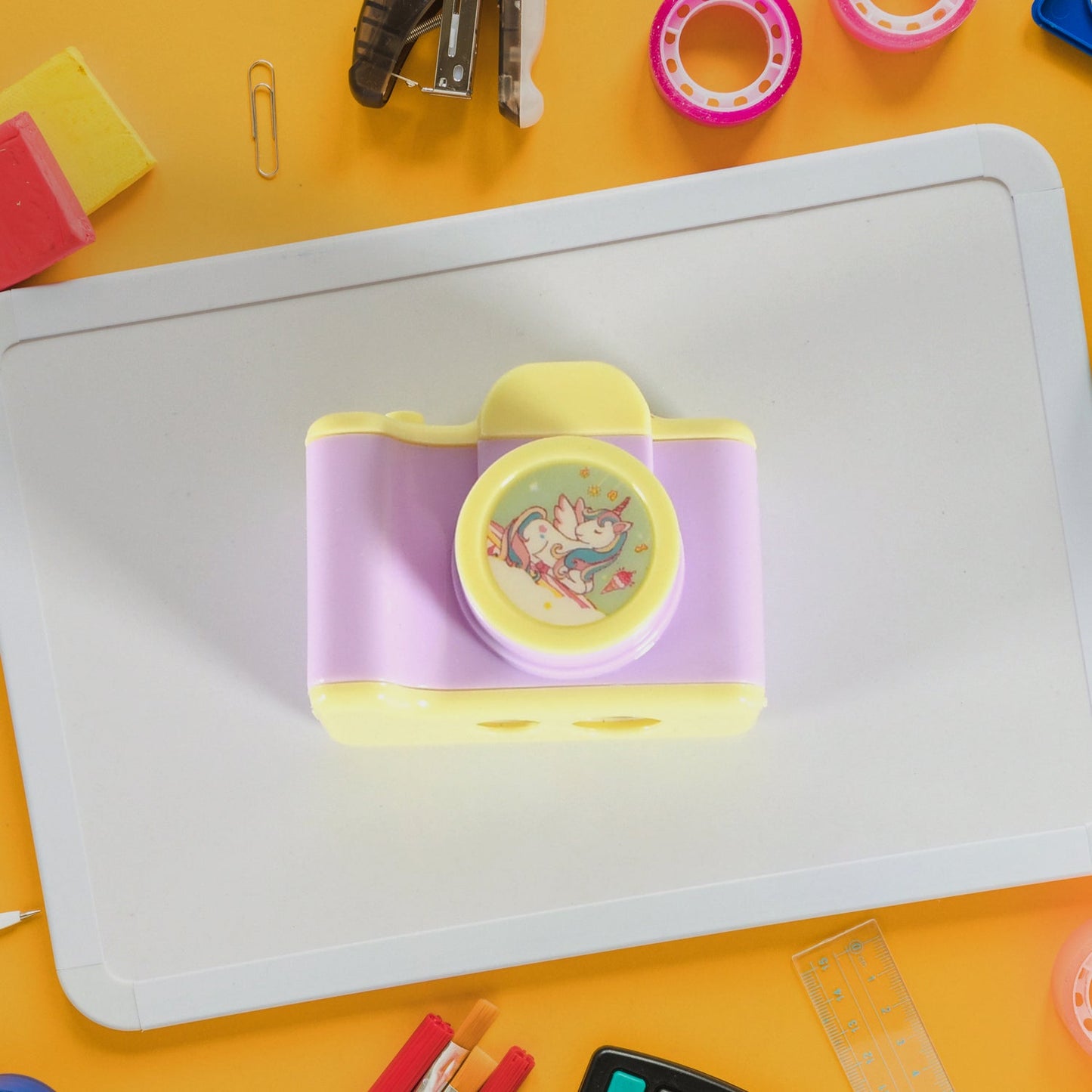 17672 Camera Shape Pencil Sharpener  Simple Student Office Sharpener  Fashionable And Convenient Lightweight Manual Sharpener For Kids Boys Girls Birthday Return Gifts (1 Pc) Wukusy