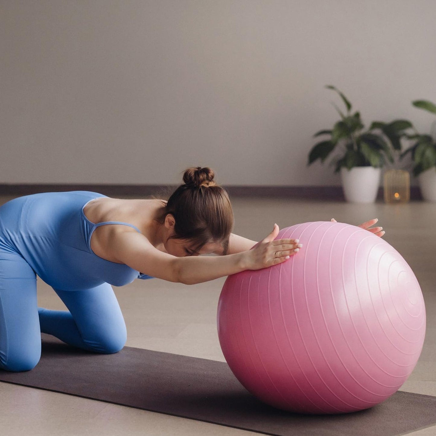 9091 Anti Burst 65 Cm Exercise Ball With Inflation Pump Non-slip Gym Ball For Yoga Pilates Core Training Exercises At Home And Gym- Suitable For Men And Women Wukusy
