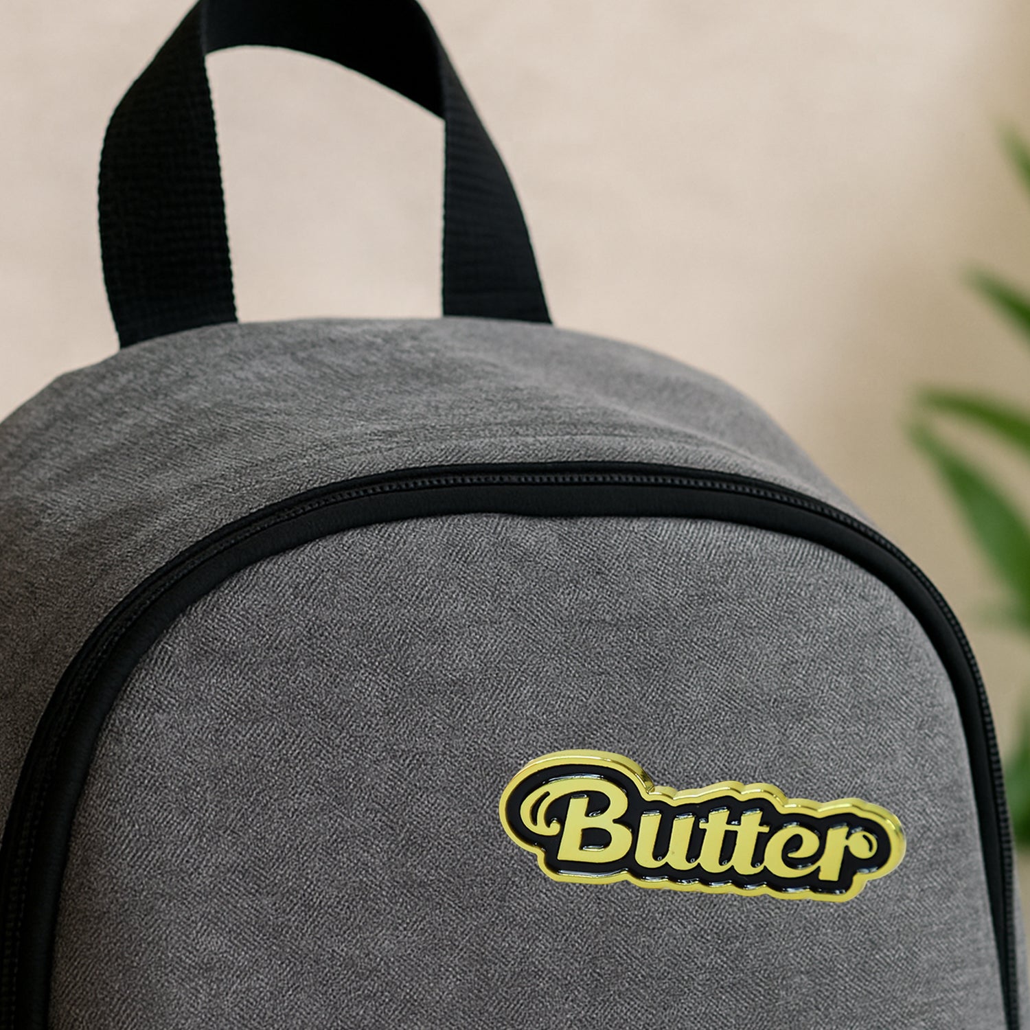 Stylish Metal Badge Pin  Single Piece (Random Design) Wukusy