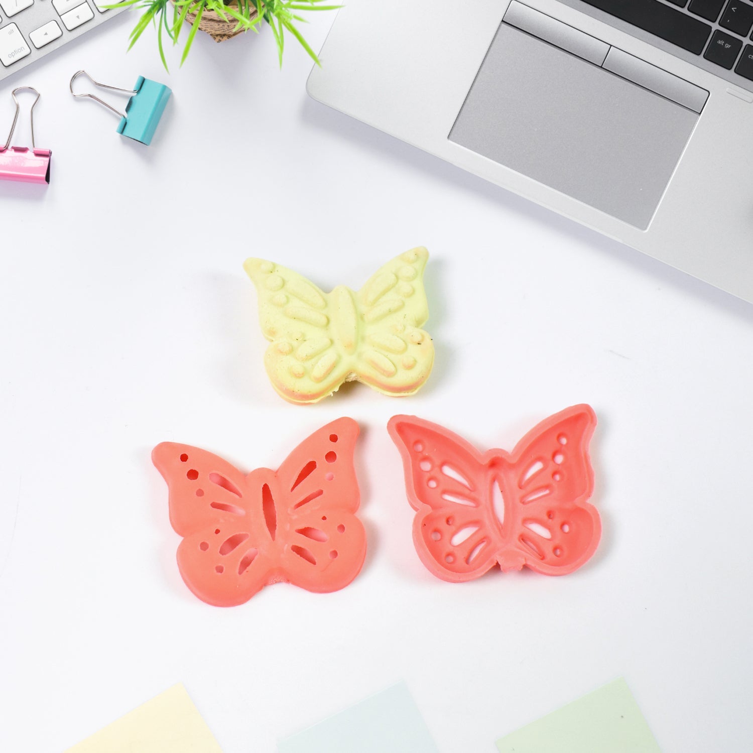Butterfly Shape Eraser Rubber (1 Pc  Mix Colour  Design) Wukusy