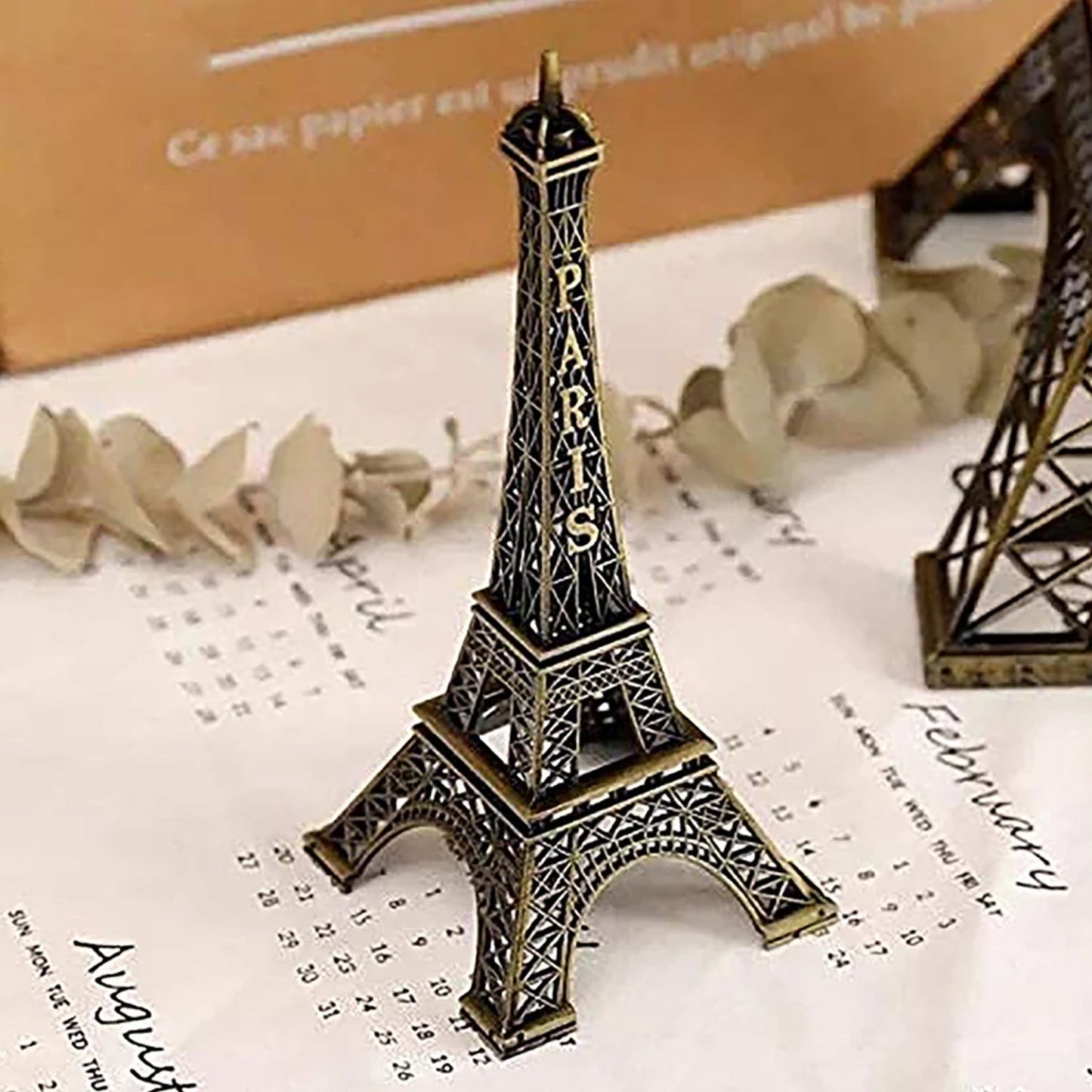 4733 Antique Finish 3d Metal Paris Eiffel Tower Metal Craft Famous Landmark Building Metal Statue Cabinet Office Gifts Decorative Showpiece. Wukusy
