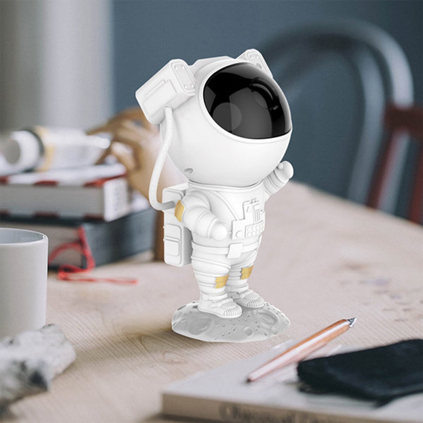 AstroLight - Astronaut Galaxy Projector Night Lamp Bedroom Kids Projector Remote Wukusy