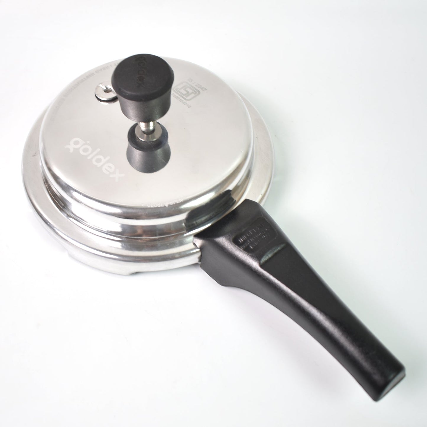 Aluminium Classic Goldex Pressure Cookers With Outer Lid (1.5 Litres) Wukusy