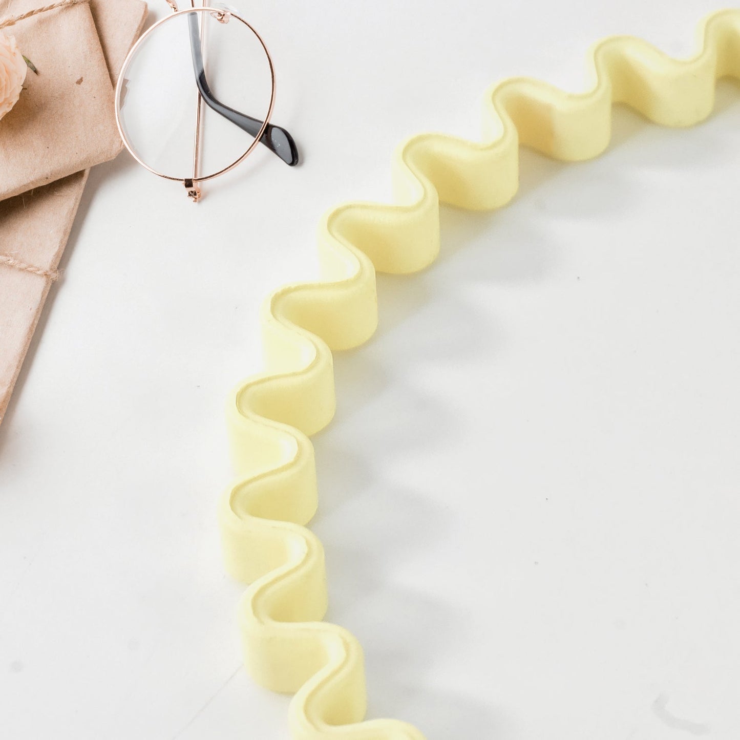 Plastic Simple Headbands Comb Headbands Hairbands (1 Pc) Wukusy