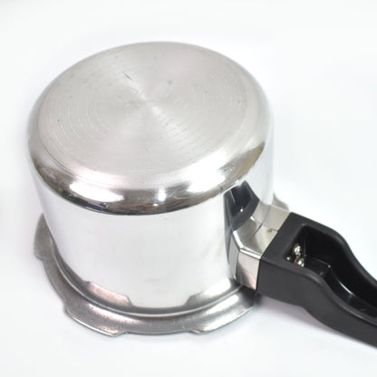 Aluminium Classic Goldex Pressure Cookers With Outer Lid (2 Litres) Wukusy