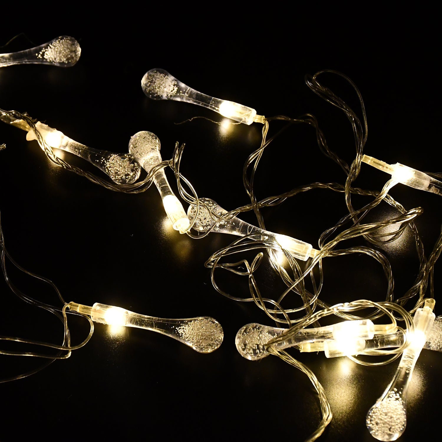 Decorative Led Lighting Chain With Crystal Water Drop Bulbs Approx 3 Mtr (1 Pc) Wukusy
