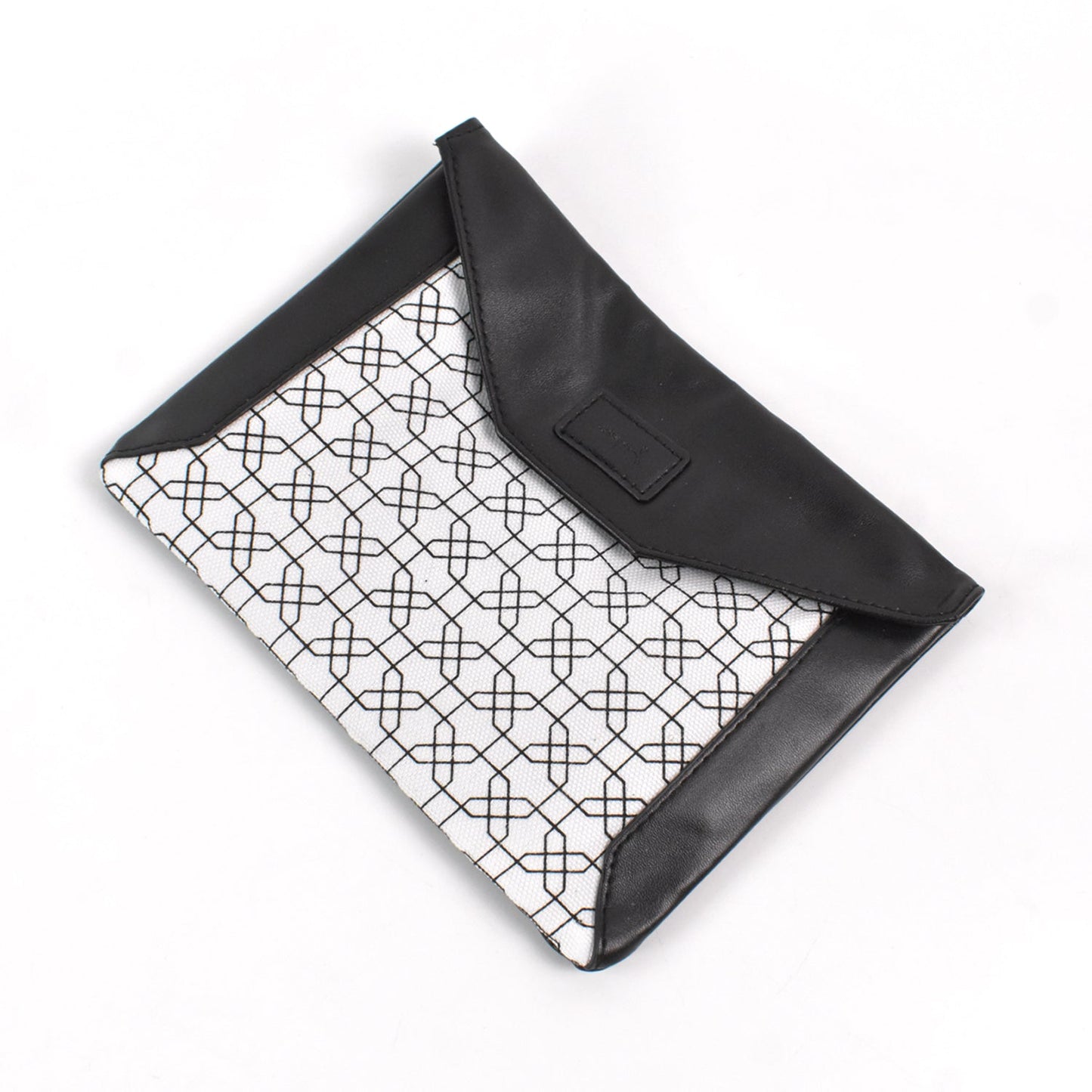 Multipurpose Pouch With Magnetic Lock(1 Pc  1914 Cm) Wukusy
