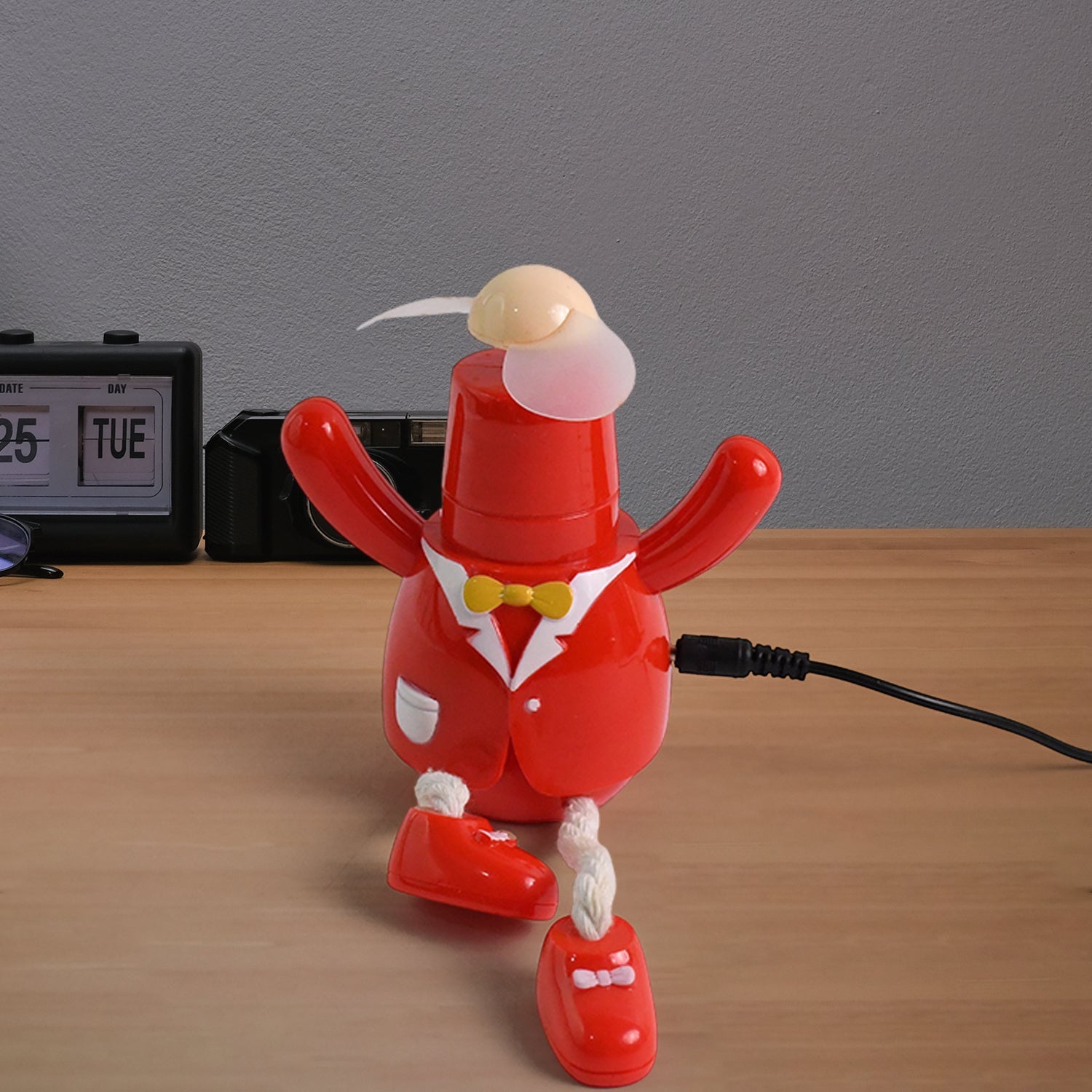 Usb Cartoon Character Mini Table Fan For Kids (1 Pc) Wukusy