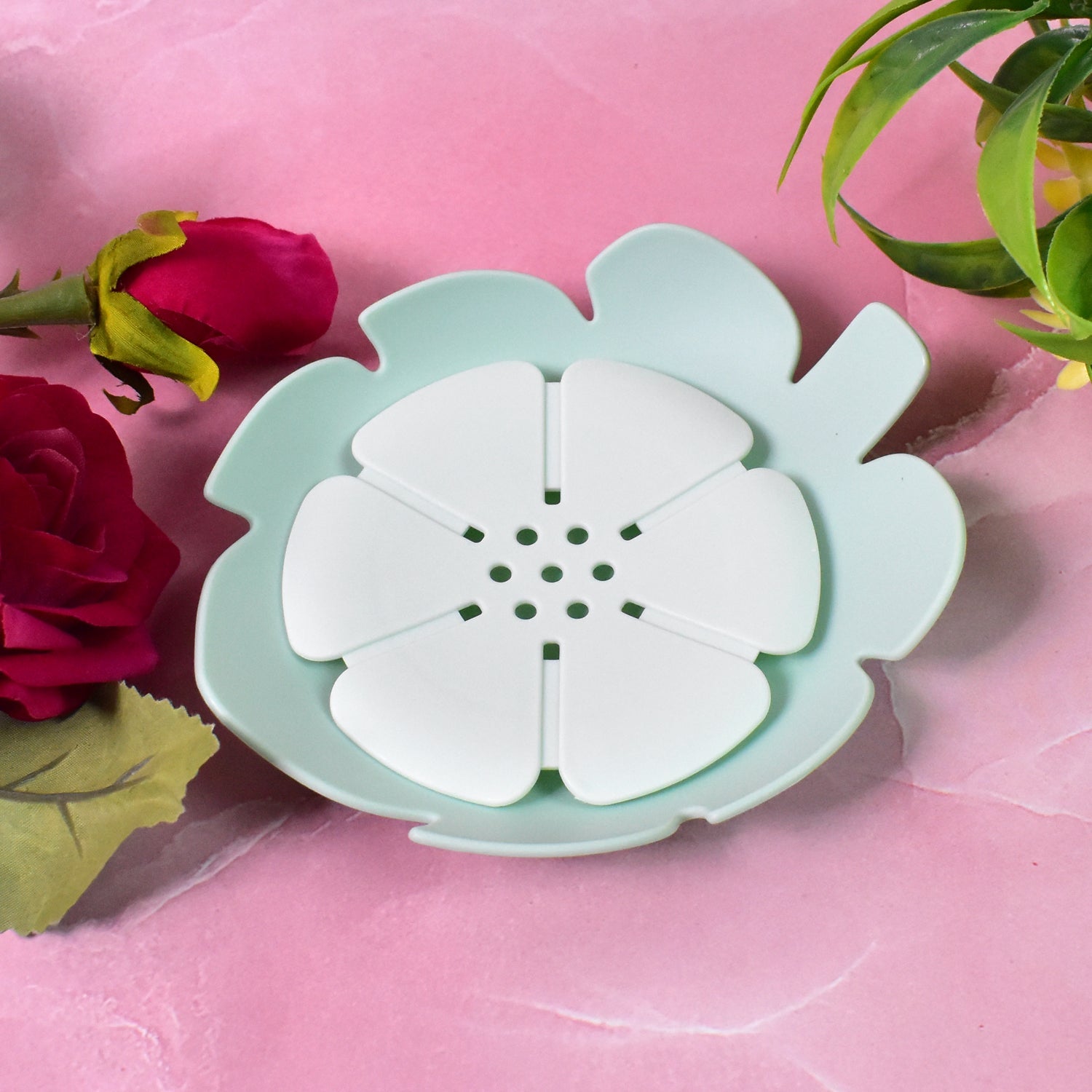 Plastic Flowers Soap Dish Bathroom Accessories Set Shower Gift (1 Pc) Wukusy